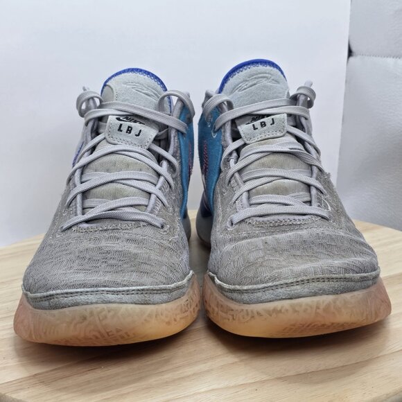 Nike Zoom LeBron NXXT Gen DR8784-002 Mens 10 Wolf Grey Basketball Sneakers Shoes - Picture 2 of 12